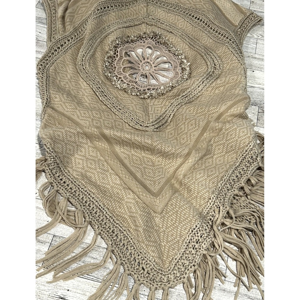 Altar'd State Cardigan L  Beige Macrame ‎ Kimono Boho Beach Cottage Hippie Gauzy